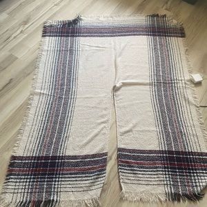 Women Garage shawl / poncho / cape